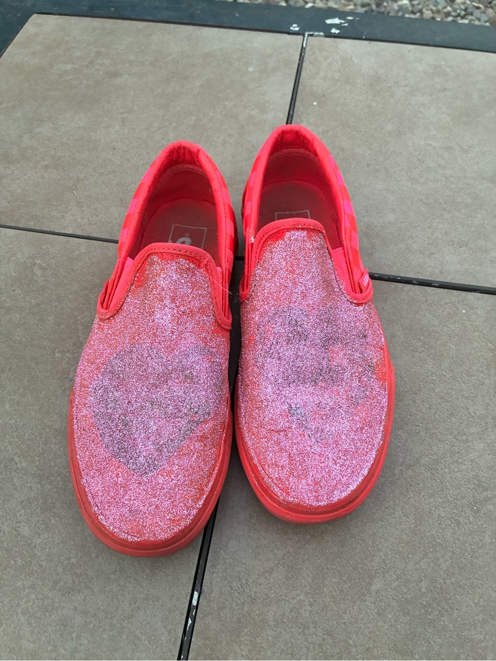 Vans Kids Glitter Slip-On Sneakers in Hot Pink